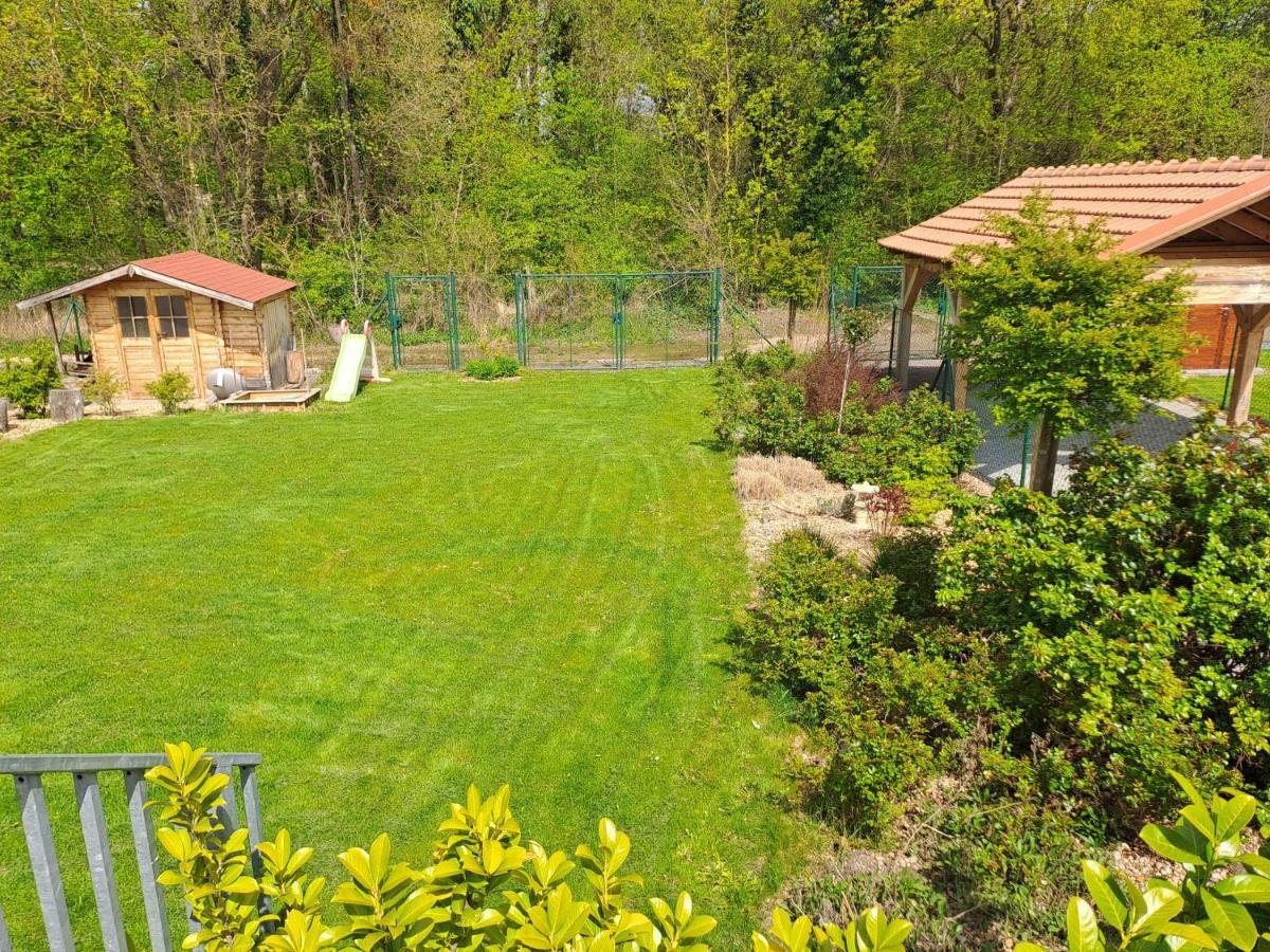Apartmány U Zámečku Hlohovec Esterno foto