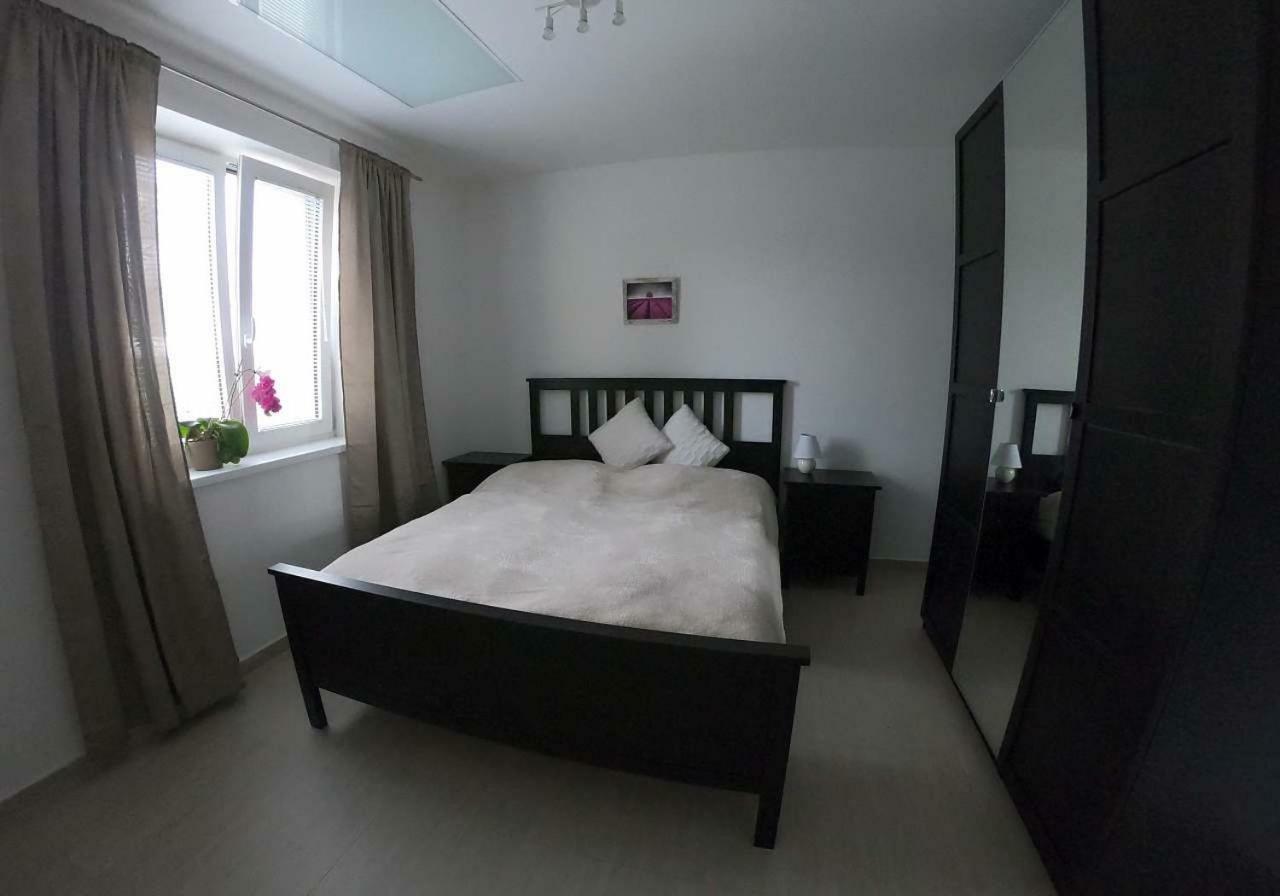 Apartmány U Zámečku Hlohovec Esterno foto